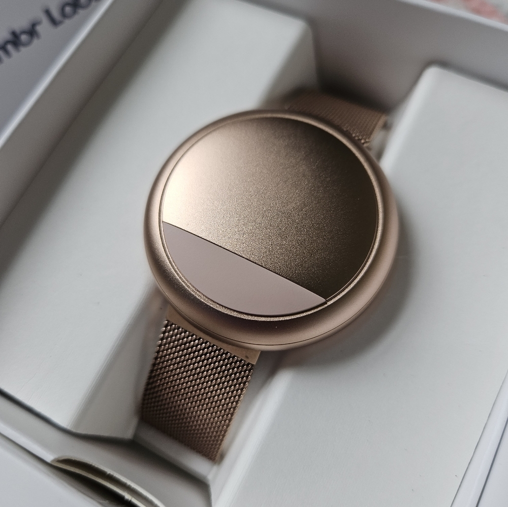 Embr Wave 2 cooling wristband